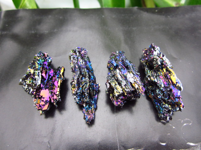 天然矿物标本碳化硅原石 摆件美丽的七彩矿1元一个