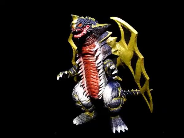 盖亚奥特曼 超人佳亚 ULTRA-ACT 万代 banda