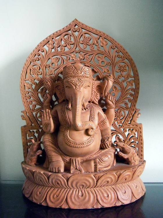 木雕工艺品 佛像 雕刻精美的财富、智慧之神-象