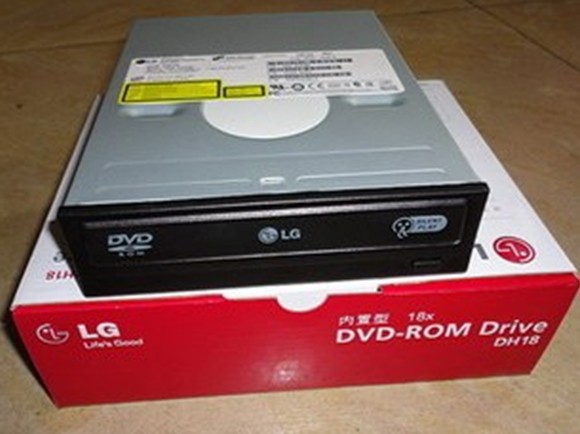 G串口 DVD光驱 台式电脑光驱 SATA接口主机
