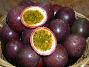 广西农家百香果西番莲鸡蛋果热带孕妇新鲜水果