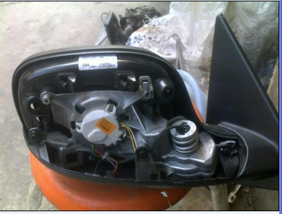 宝马X1高配倒车镜。X1后视镜。宝马倒车镜。