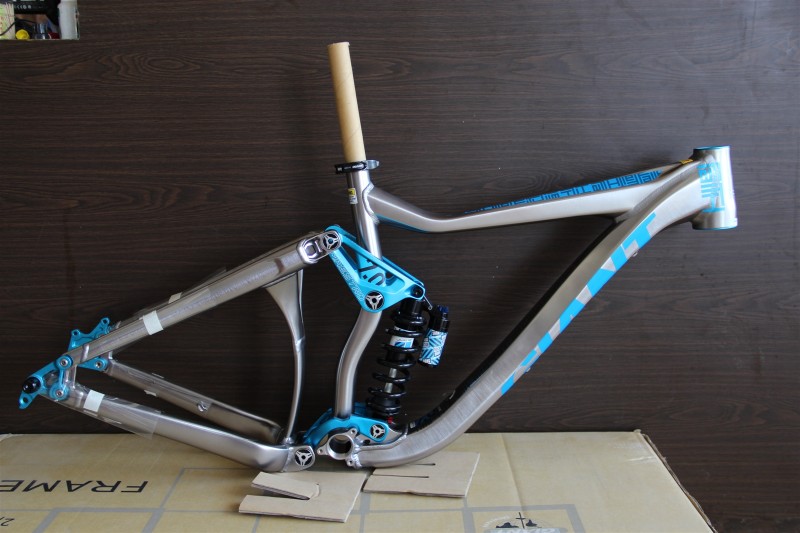 Giant faith 7.0 FR 软尾车架 am dh 车架|一淘网