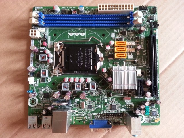 华硕和硕IPXSB H61芯片主板 17X19迷你主板