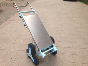 电动爬楼车载物爬楼机搬运车爬楼梯车 爬楼载