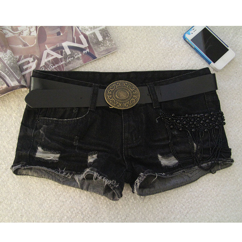 秋冬季新款韩版磨破搭配<em>长大衣</em>靴子珠链装饰女