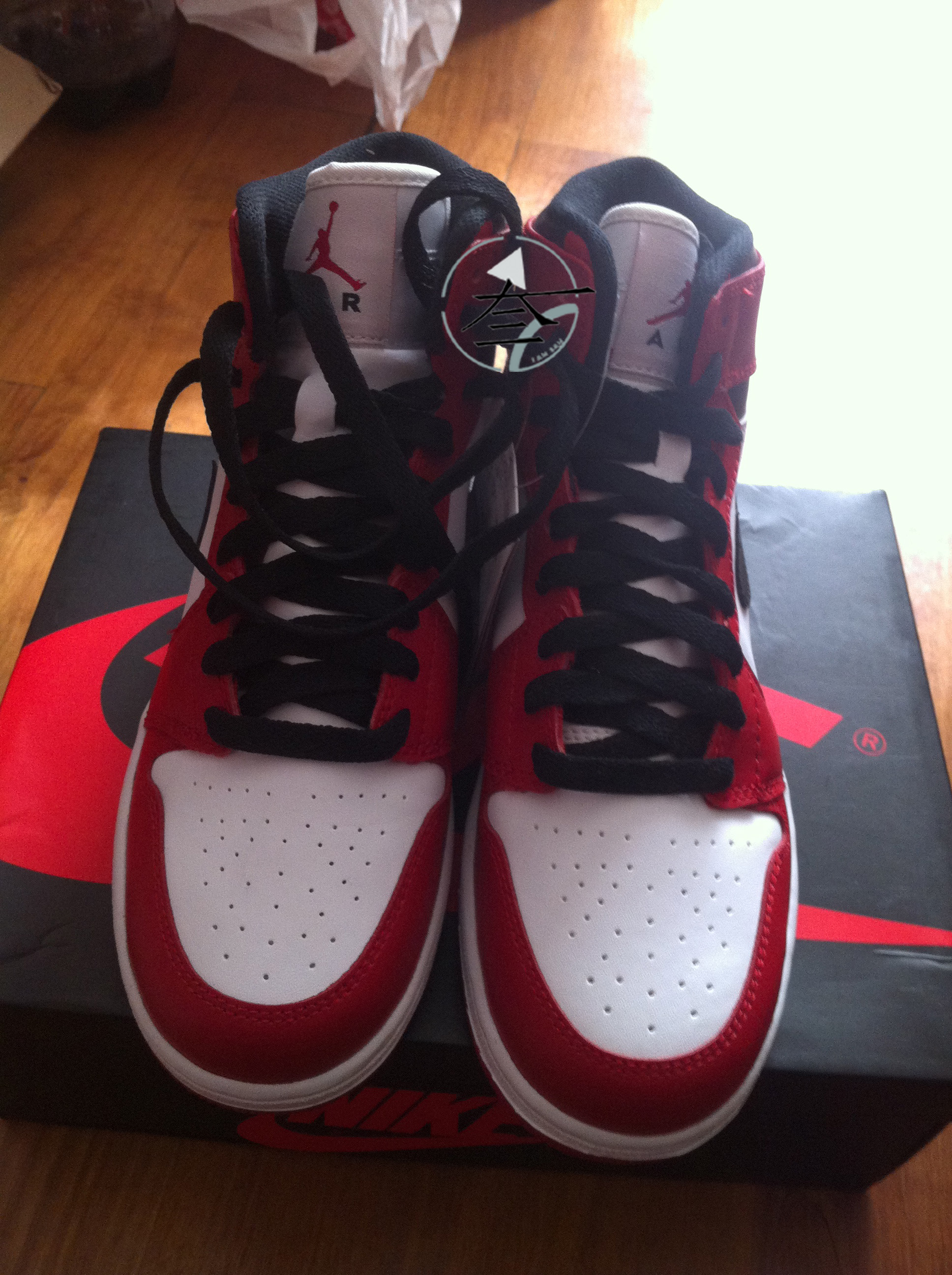 AIR JORDAN1 RETRO HIGH OG GS AJ1白红