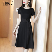 高级感连衣裙女夏季2024黑色，复古时尚拼接条纹气质中长款裙子
