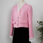 24春法式小香风粉色蕾丝装饰手缝钉珠V领长袖短外套气质通勤