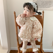2023冬季韩版婴儿夹棉套装女宝宝碎花蕾丝，领上衣短裤两件套
