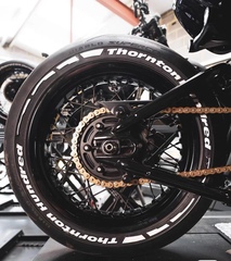 摩托车凯旋轮毂字母贴反光夜光3D立体贴汽车电动车小牛轮毂字贴纸