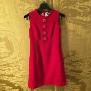 2021春夏 D家同款名媛玫瑰花朵扣装饰修身收腰无袖红色连衣裙