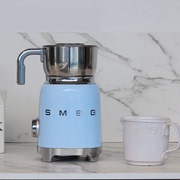 SMEG斯麦格 意大利进口MFF01电动奶泡机全自动冷热打奶器巧克力机