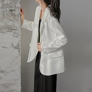白色西装外套女春秋休闲设计感小众高级感小个子西服气质宽松