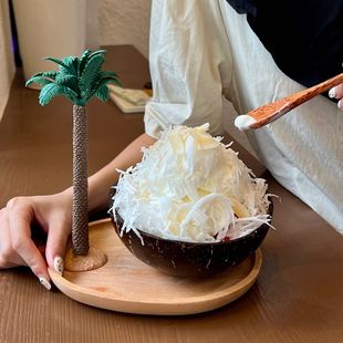 天然椰子壳碗东南亚越南椰壳，碗木勺水果沙拉碗，冰淇淋刨冰碗鸡翅木
