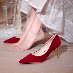 红鞋女新娘秀禾婚鞋2022年红色高跟鞋绒面细跟敬酒鞋水钻单鞋