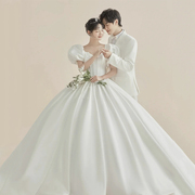 影楼主题婚纱2022展会白色，韩式抹胸公主裙，情侣摄影拍照礼服装