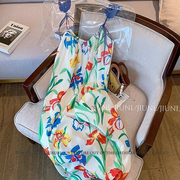 2022夏季洋气百搭法式设计感小众印花吊带连衣裙女长款沙滩裙