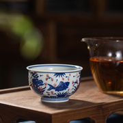 景德镇青花瓷釉里红鱼藻纹茶杯纯手工主人杯手绘个人高端茶具单杯