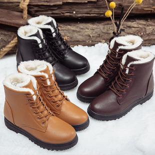 冬季女靴特大码4344系带短靴，平跟防滑妈妈，棉靴4042雪地靴子