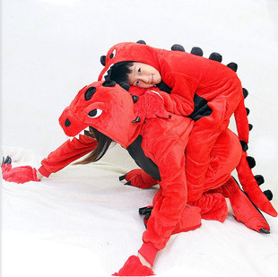 法兰绒红恐龙动物连体睡衣女儿童卡通秋冬季男加厚情侣亲子家居服
