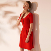 红色小礼服裙订婚小红裙2022针织弹力，棉v领连衣裙女