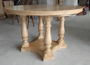 美式乡村风格餐桌椅组合法式复古圆餐桌，欧式实木圆桌仿古做旧家具