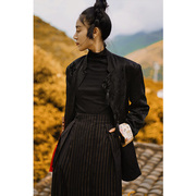 hesheme黑色缎面提花，设计感新中式上衣，西装外套