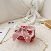  珍珠斜挎包手提小女孩小包2022网红可爱小包包儿童女童
