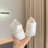 春夏0-1岁宝宝学步鞋软布底3-6-12个月婴幼儿不掉跟防踢透气凉鞋