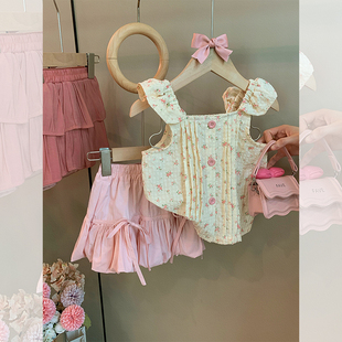 女童套装夏儿童(夏儿童，)2024洋气碎花，吊带上衣宝宝休闲花苞短裙两件套