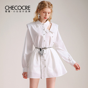 茬客小众设计感白色衬衫裙2024年个性镂空优雅气质垫肩连衣裙