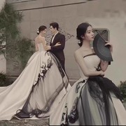 影楼主题缎面抹胸拖尾婚纱复古中国油画风园林情侣摄影拍照礼服装