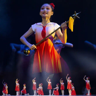 六一儿童少先队员中小学生演出服，女红领巾国庆大合唱，舞蹈表演服装