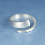 原创简约小众设计s925纯银戒指，磨砂拉丝唯美指环女开口情侣戒百搭