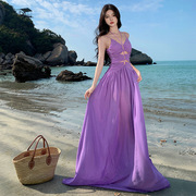 法式复古设计感褶皱吊带雪纺，紫色吊带大摆长裙超仙海边旅拍连衣裙