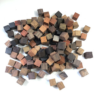 细木红木小料赞比亚血檀紫光檀，木料方块木块，朋克机器人2*2*2厘米