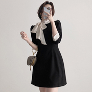 韩国chic春季优雅气质撞色系带领修身收腰显瘦七分袖连衣裙小黑裙