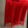 鄂尔多斯市大红围巾秋冬男女加厚100%羊绒纯色定制刺绣LOGO本命年