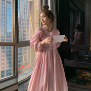 粉红色连衣裙2023春秋收腰气质，名媛裙子仙女超，仙森系法式长裙