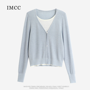 imcc设计感小众气质假两件拼接长袖针织衫，女春新修身(新修身)显瘦毛衣上衣