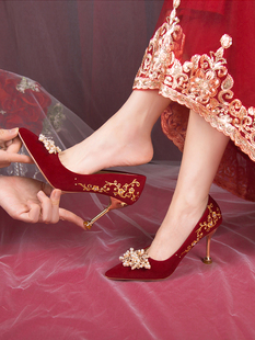 婚鞋女新娘鞋不累脚结婚鞋，中式禾秀婚纱两穿红色高跟鞋小众高级感