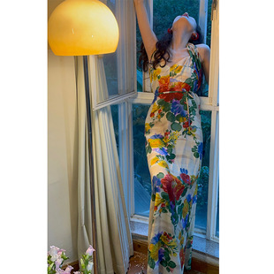 七月伊萨尔法式艺术感裙子，轻奢自制vintage挂脖连衣裙小众设计