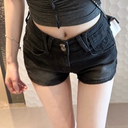 M900短裤女款夏季牛仔裤2024裤子小个子显瘦高腰浅色热裤