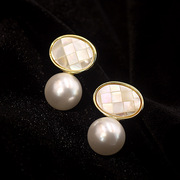 珍珠耳钉2023年潮法式复古天然贝壳耳环，高级设计感轻奢耳饰