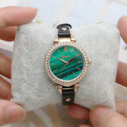 轻奢女士手表细带水钻，女表气质绿盘时尚腕表，女生皮带钻表