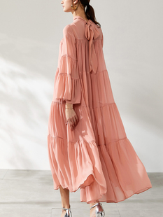 品牌夏季粉色真丝桑蚕丝连衣裙，大牌欧美裙子，气质款宽松大摆裙