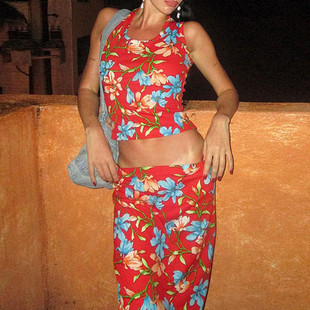 ahagaga度假风时尚花朵，背心中长包臀裙装，两件套性感无袖紧身套装