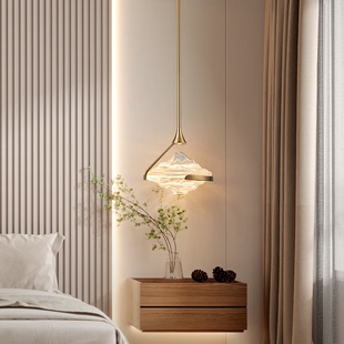 现代简约轻奢餐厅，吊灯创意个性单头玻璃，卧室床头灯设计师灯具