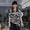韩版小众设计感斑马纹薄款t恤女装2023夏宽松(夏宽松)中长款短袖上衣